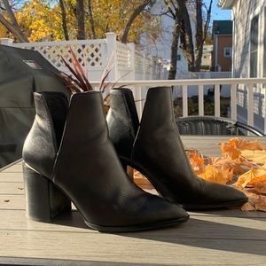 Steve Madden Ankle booties